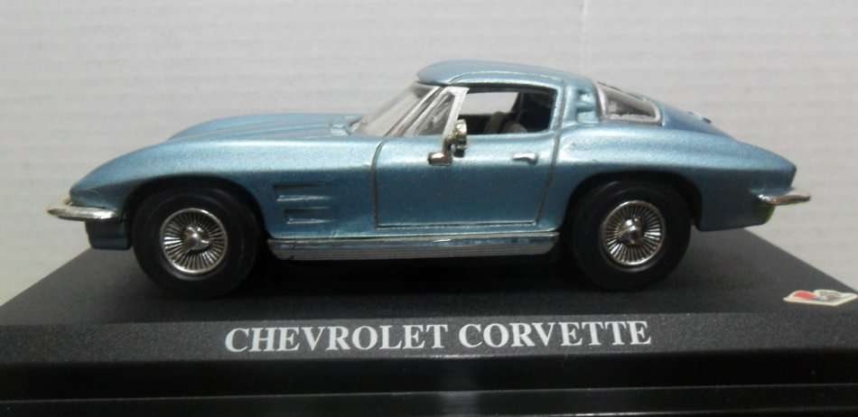 DEL PRADO 1963  CHEVROLET  CORVETTE STINGRAY    " THE ULTIMATE CAR COLLECTION "MINT CONDITION