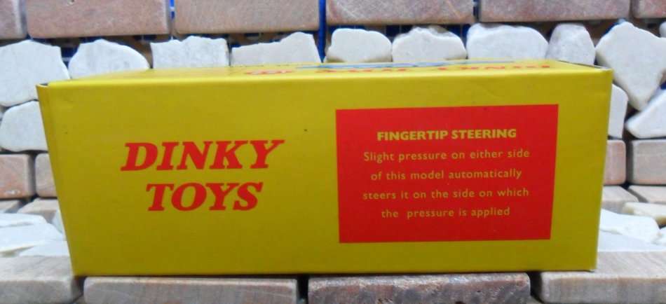 RARE STUNNING ATLAS DINKY NO 177  OPEL KAPITAN  ( YELLOW  VERSION ) MINT WITH THE ORIGINAL SA BOX.