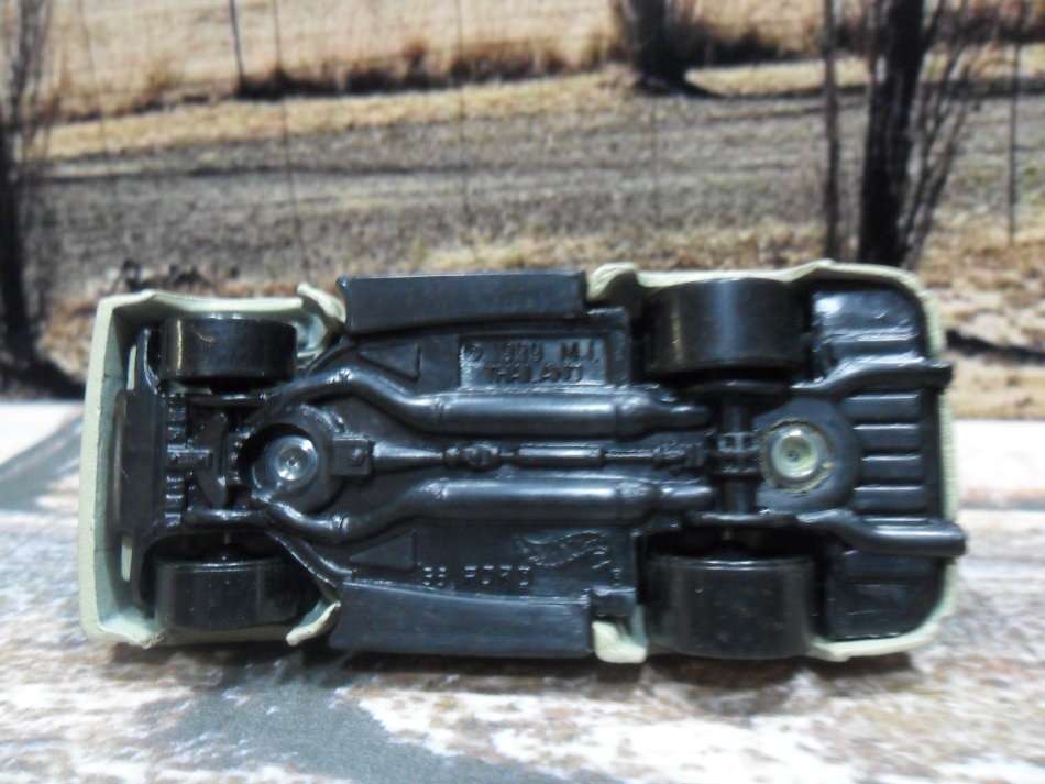 STUNNING   HOT WHEELS 1956 FORD F-100 MAQUINA DE AMOR  , NEAR MINT , MADE IN 2005