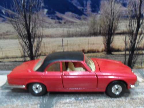 ABSOLUTELY STUNNING , VERY RARE 1974  CORGI NO  286 -  JAGUAR XJ12C  - MINT COND - FAIR DISPLAY  BOX