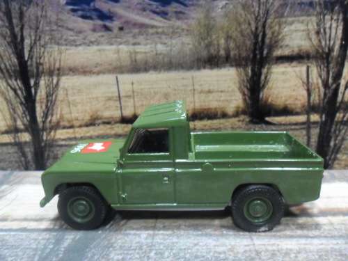 ABSOLUTELY STUNNING , LTD EDITION 1996  CORGI NO 07101  -  LAND ROVER 109 -  MINT -  AS NEW -  BOXED