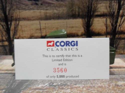 ABSOLUTELY STUNNING , LTD EDITION 1996  CORGI NO 07101  -  LAND ROVER 109 -  MINT -  AS NEW -  BOXED