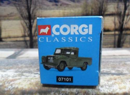 ABSOLUTELY STUNNING , LTD EDITION 1996  CORGI NO 07101  -  LAND ROVER 109 -  MINT -  AS NEW -  BOXED