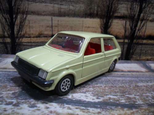 EXTREMELY RARE , STUNNING   1981  CORGI NO 275 -  AUSTIN MINI METRO  1.3 HLS`  -. NEAR MINT - NO BOX