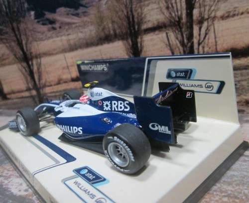 LTD EDIT MINICHAMPS 400 090087 - WILLIAMS-TOYOTA SHOWCAR  2009 ` K. NAKAJIMA `  MINT IN DISPLAY CASE