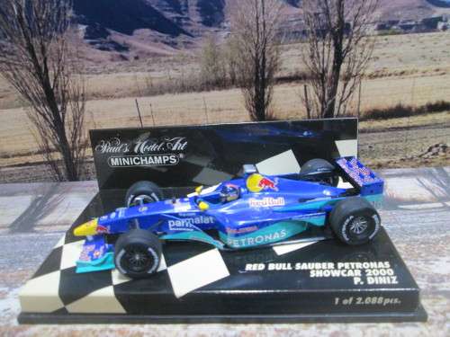 MINICHAMPS  430 000086 - 2000 RED BULL SAUBER PETRONAS SHOWCAR  ` P . DINIZ   ` MINT IN DISPLAY CASE