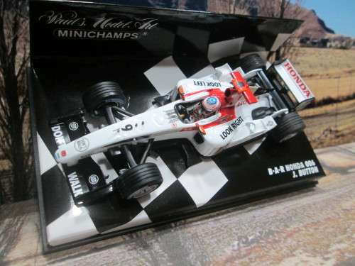 RARE MINICHAMPS  400 040009 - 2004  B * A * R  HONDA 006  ` JENSON  BUTTON   ` MINT IN DISPLAY CASE