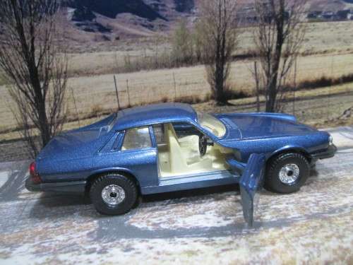 ABSOLUTELY  STUNNING   1986  CORGI NO 318 / 4  -  JAGUAR XJS  V12  - VERY GOOD COND. - NO BOX