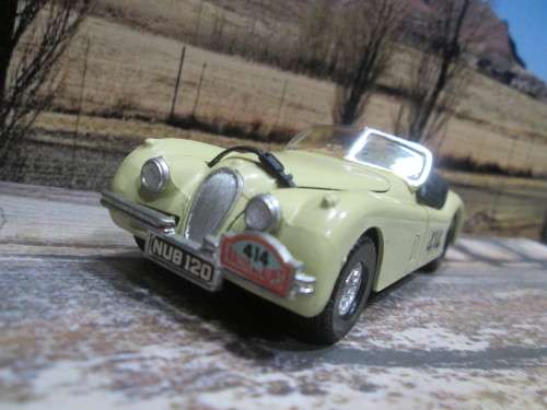 1983  CORGI NO 804  1952 JAGUAR XK 120 ` RALLY DES ALPES `  -  GOOD ORIG  COND WITH FAIRLY GOOD  BOX