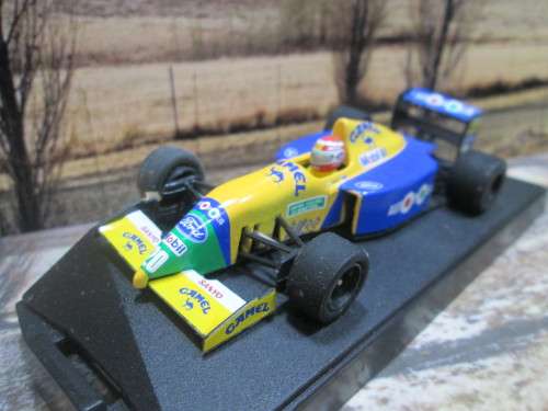 STUNNING ONYX NO 080C  -  BENETTON  B190 ` NELSON PIQUET   ` -  MINT -  BOXED WITH DISPLAY CASE