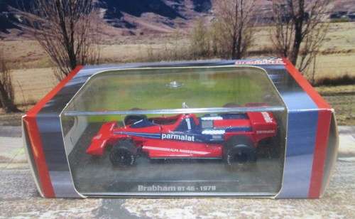 ATLAS / IXO  - 1978 BRABHAM BT 46    `NIKI LAUDA   ` MINT - BOX and DISPLAY CASE