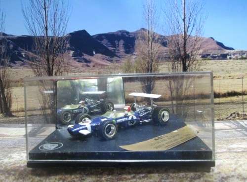 QUARTZO  NO 4013  -  LOTUS 49B  ` JO  SIFFERT ` 4TH SOUTH AFRICAN  G.P. 1969 -  MINT IN DISPLAY CASE