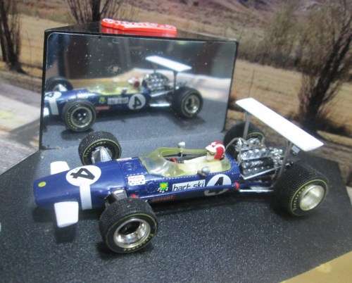 QUARTZO  NO 4013  -  LOTUS 49B  ` JO  SIFFERT ` 4TH SOUTH AFRICAN  G.P. 1969 -  MINT IN DISPLAY CASE