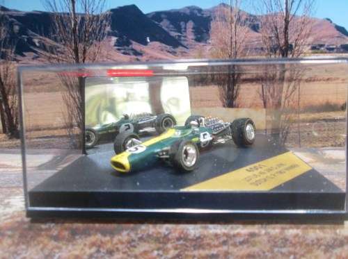 QUARTZO  NO 4001  -  1967 LOTUS 49  ` JIM CLARK  ` WINNER 1967 DUTCH  G.P.  MINT IN DISPLAY CASE