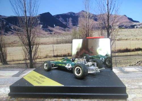 QUARTZO  NO 4001  -  1967 LOTUS 49  ` JIM CLARK  ` WINNER 1967 DUTCH  G.P.  MINT IN DISPLAY CASE
