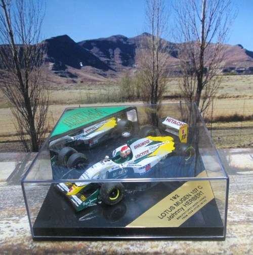 STUNNING HERITAGE / ONYX  192  -  1994  LOTUS  MUGEN  107C  ` J. HERBERT `  MINT IN DISPLAY CASE