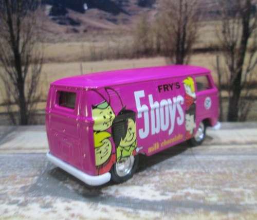 EXTREMELY RARE LLEDO NO DG073021 - 1955  VOLKSWAGEN (VW) KOMBI  ` FRY`S 5 BOYS  ` -  MINT -  BOXED