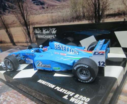 STUNNING MINICHAMPS NO 430 000012 - 2000 BENETTON PLAYLIFE  B200  `A . WURZ ` MINT IN DISPLAY CASE