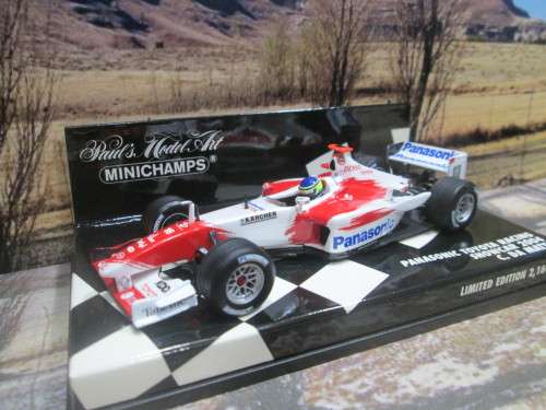 LTD EDIT MINICHAMPS  400 040086 - 2004  PANASONIC TOYOTA RACING ` C DA  MATTA ` MINT IN DISPLAY CASE