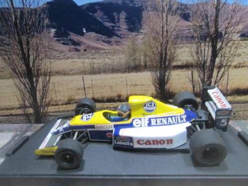 STUNNING ONYX  085  -  1990  WILLIAMS RENAULT FW13B   ` T.  BOUTSEN ``  MINT IN DISPLAY CASE AND BOX