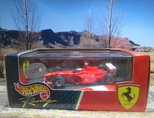 HOT WHEELS  NO 22807   1998  FERRARI F300  ` M . SCHUMACHER  ` -  MINT  -  BOXED WITH  DISPLAY CASE
