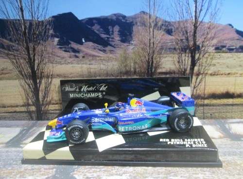 MINICHAMPS 430 000016 - 2000  RED BULL SAUBER  PETRONAS C19 -  ` P. DINIZ  ` MINT IN DISPLAY CASE