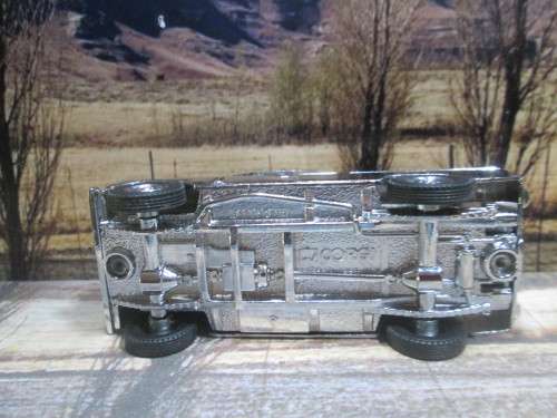 VERY RARE LTD EDIT 2000  CORGI  07105  -  LAND ROVER SERIES 2 - 109  ` CHROME PLATED `  MINT - BOXED