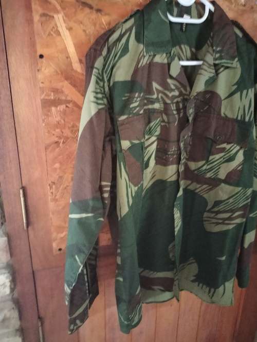 Rhodesian Army Camo Shirt (Size Medium)