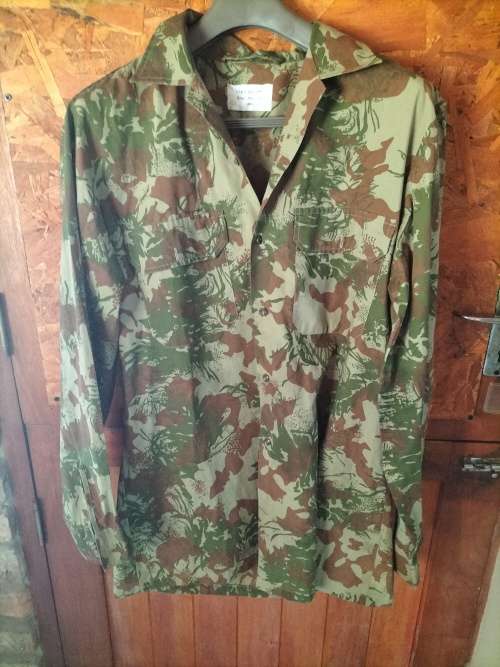 Old SAP 2nd Pattern Camo Shirt (Size Medium)