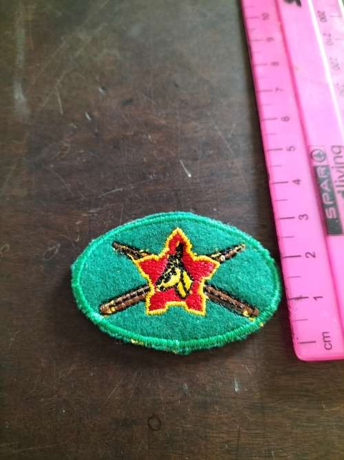 Rare SA Army Redeployed Sergeant Major Badge