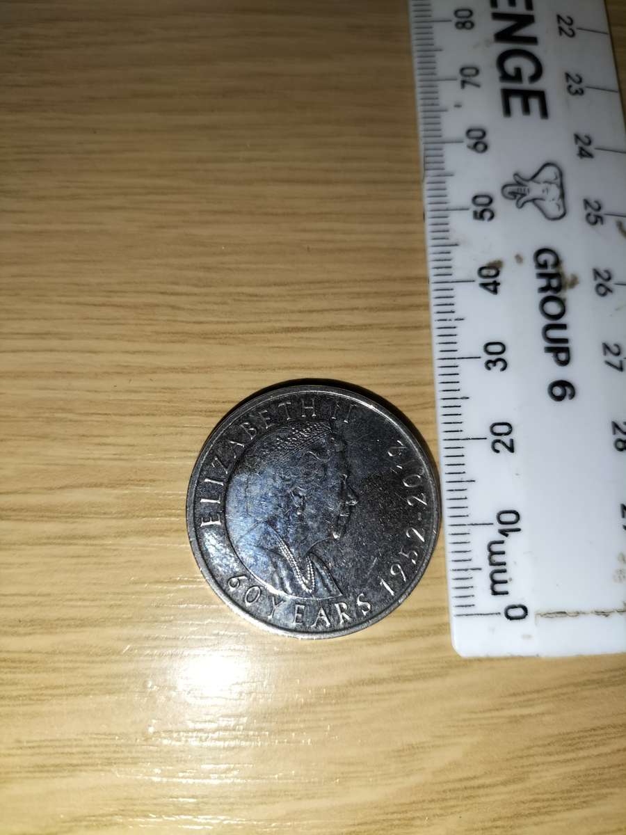 Queen Elizabeth II Diamond Jubilee 1952 - 2012 Commemorative Coin