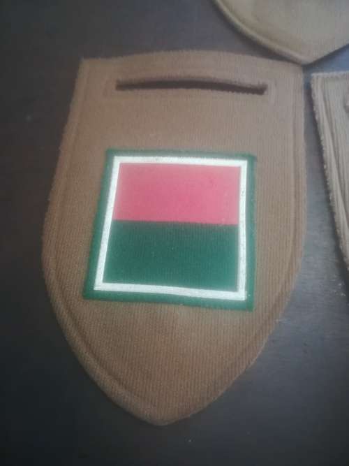 Mixed Lot Company Tuppers (3x Items) No Pins