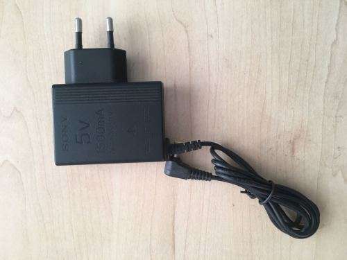 Sony Playstation Portable PSP-3004 Piano Black + 1 Game.(PSP)