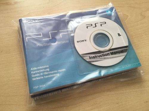 Sony Playstation Portable PSP-3004 Piano Black + 1 Game.(PSP)