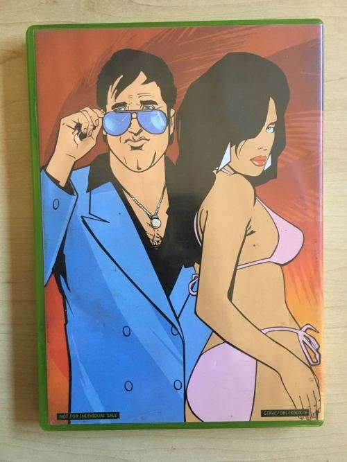 Crystal Xbox Console + 1 Controller & 2 Grand Theft Auto Games. (Collectors) (Retro)