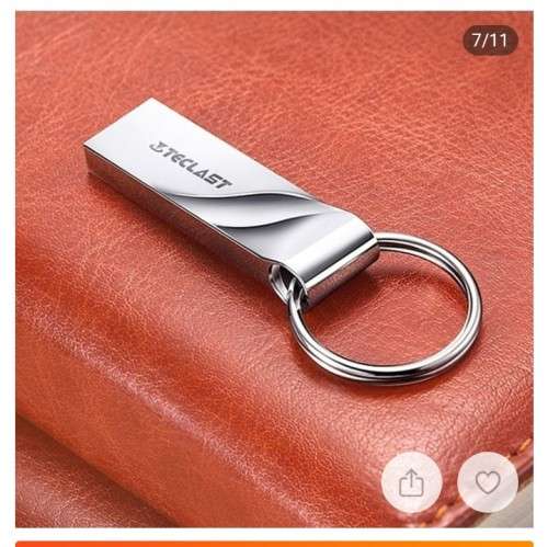 3.0 USB STICK 2TB 2 TERABYTES  CAPACITY WITH ITS HOLDER