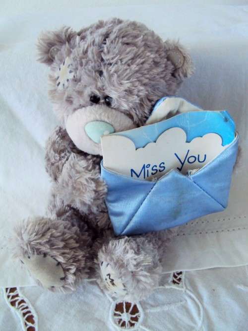 Me to You teddy holding a satin envelope with note MISS YOU - preloved good cond
