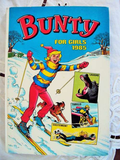 BUNTY FOR GIRLS annual 1985 firmly bound great vintage cond