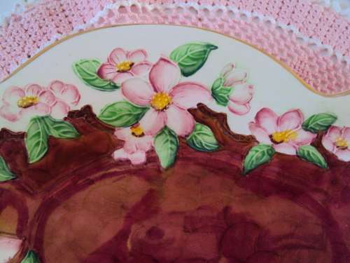Prettiest vintage Maling England two handle bowl dish, gold accent around rim, pink flowers