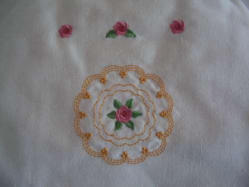 Hand made paddedTea cosy with matching cloth (machine embroidered)  - VGC like new