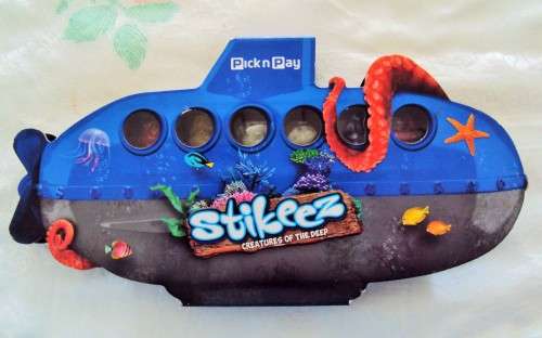 Complete Collection of Stikeez Creatures of the Deep in submarine - VGC