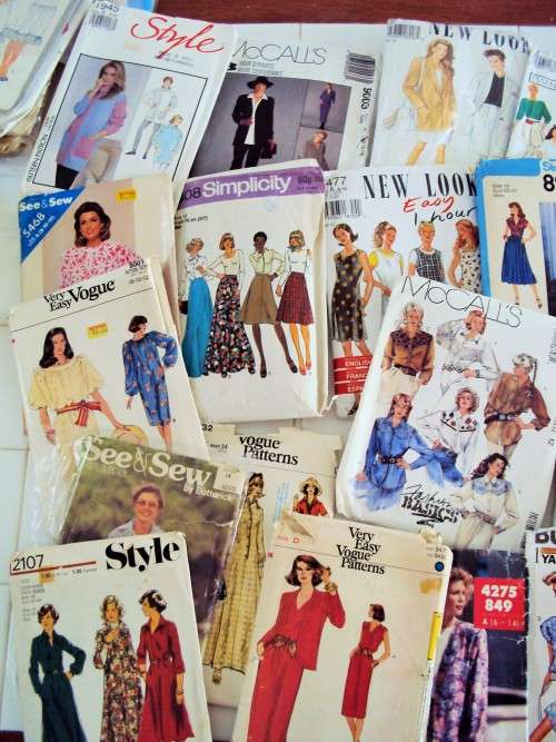 JOB LOT of 31 assorted Sewing Patterns for Ladies***note, not checked if complete