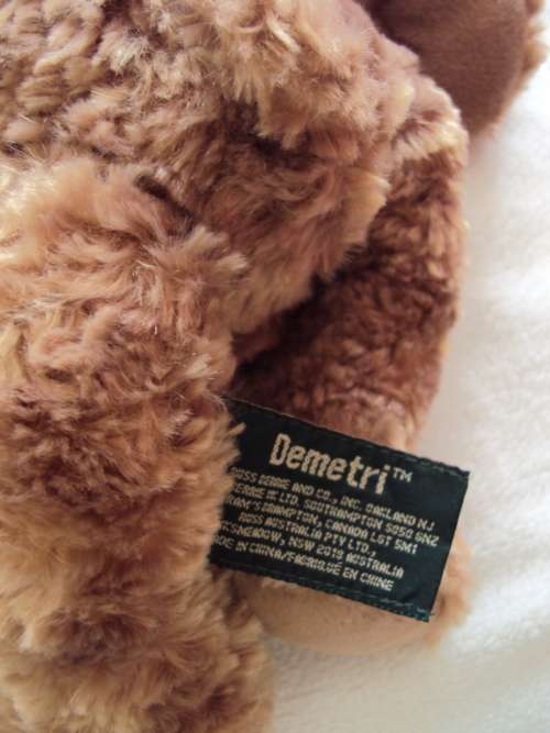 Collection of soft, cuddly plush bears and friends one is Russ Teddy (5 off) pre-loved Good cond