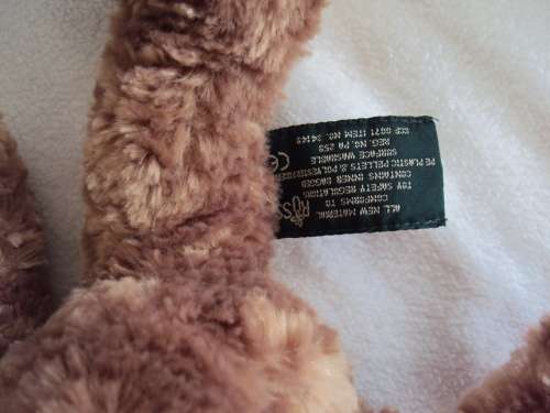 Collection of soft, cuddly plush bears and friends one is Russ Teddy (5 off) pre-loved Good cond