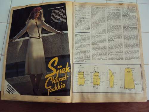 Collection vintage Machine knitting patterns from old mags pasted in file over 100 patterns!!!