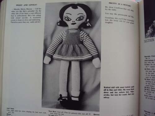 Very large book CROCHET & FINE KNITTING by E.E. Visser OVERFLOWING with patterns