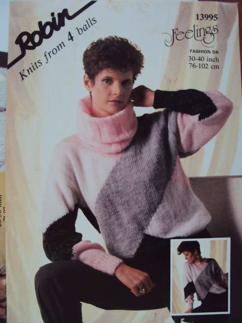 JOB LOT #4 of 12 x glossy LADIES hand knitting patterns VGC