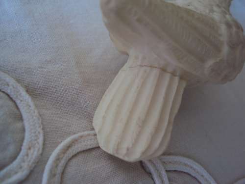 Italian style detailed Mini Bird Bath with cherubs and removable birds (resin) Vintage  19.5cm High