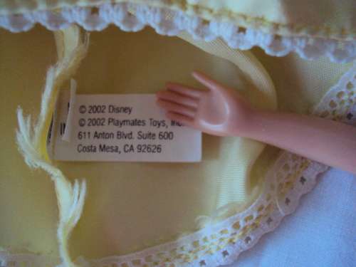 Beautiful BELLA in original dress, twist wrists, thick hair Disney 2002 VGC 38cm tall