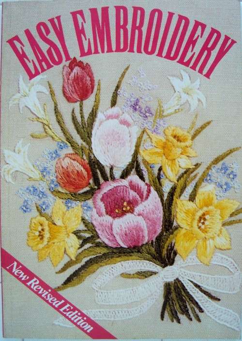 Easy Embroidery s/c book 80's Vintage  105 pages filled with pretty designs & how to stitches VGC